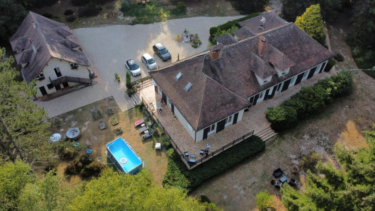 Bed and Breakfast Les Genebruyeres - L'Histoire D'Un Reve Aubigny-sur-Nère Exterior foto